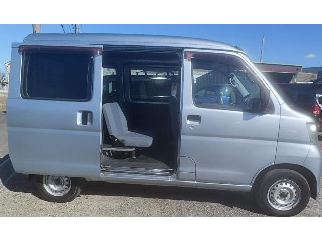 ハイゼットカーゴ ＤＸ　ＡＴ　ＥＴＣ　　エアコン　パワーウィンドウ　運転席エアバッグ　助手席エアバッグ　リモコンキー両側スライド、ドア（22枚目）