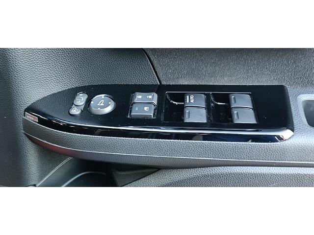 Ｎ－ＢＯＸカスタム Ｇ・Ｌホンダセンシング　４ＷＤ　ＥＴＣ　バックカメラ　両側電動スライドドア　ナビ　ＴＶ　オートクルーズコントロール　レーンアシスト　衝突被害軽減システム　オートライト　ＬＥＤヘッドランプ　スマートキー　アイドリングストップ（14枚目）