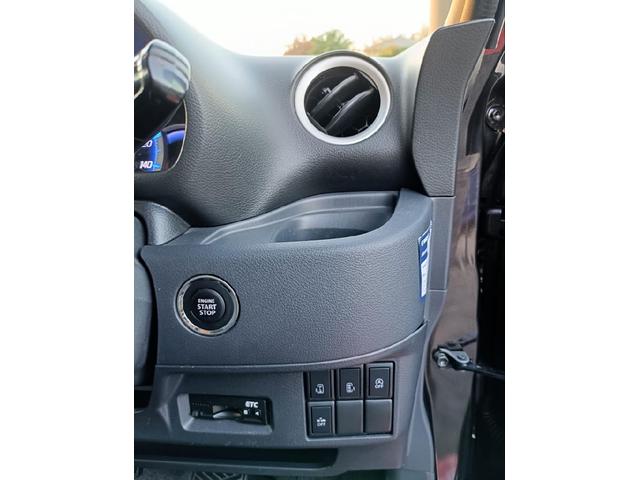 スペーシア Ｘリミテッド　ＥＴＣ　両側電動スライドドア　ナビ　ＴＶ　衝突被害軽減システム　オートライト　ＨＩＤ　スマートキー　アイドリングストップ　電動格納ミラー　シートヒーター　ベンチシート　ＣＶＴ　盗難防止システム　ＡＢＳ（22枚目）