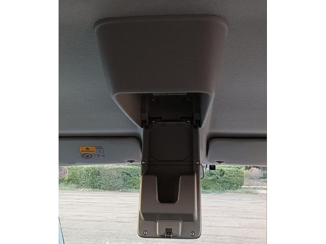 スペーシア Ｘリミテッド　ＥＴＣ　両側電動スライドドア　ナビ　ＴＶ　衝突被害軽減システム　オートライト　ＨＩＤ　スマートキー　アイドリングストップ　電動格納ミラー　シートヒーター　ベンチシート　ＣＶＴ　盗難防止システム　ＡＢＳ（32枚目）