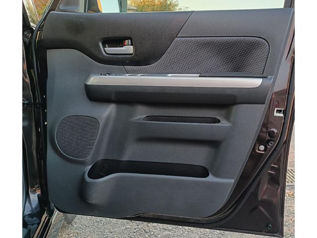 スペーシア Ｘリミテッド　ＥＴＣ　両側電動スライドドア　ナビ　ＴＶ　衝突被害軽減システム　オートライト　ＨＩＤ　スマートキー　アイドリングストップ　電動格納ミラー　シートヒーター　ベンチシート　ＣＶＴ　盗難防止システム　ＡＢＳ（50枚目）