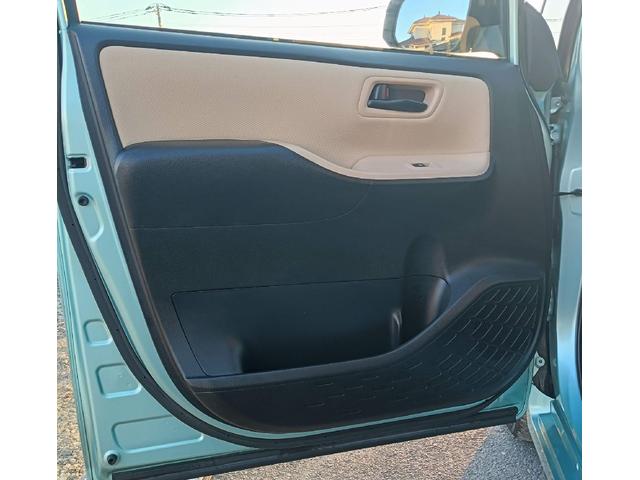 ノア Ｘ　Ｖパッケージ　ＥＴＣ　バックカメラ　ナビ　ＴＶ　両側スライドドア　キーレスエントリー　電動格納ミラー　３列シート　ウォークスルー　ＣＶＴ　Ｂｌｕｅｔｏｏｔｈ　衝突安全ボディ　ＡＢＳ　ＥＳＣ　エアコン（36枚目）