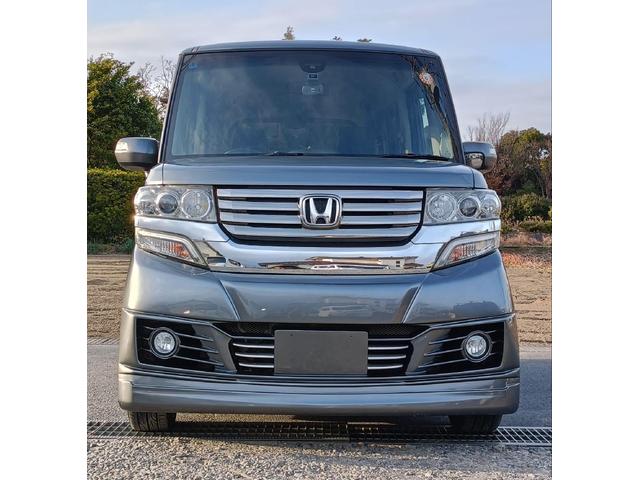 N-BOXカスタム G・ターボAパッケージ ドライブレコーダー バックカメラ 両側電動スライドドア オートクルーズコントロール 衝突被害軽減システム オートライト HID スマートキー アイドリングストップ 電動格納ミラー ベンチシート CVT(2枚目)