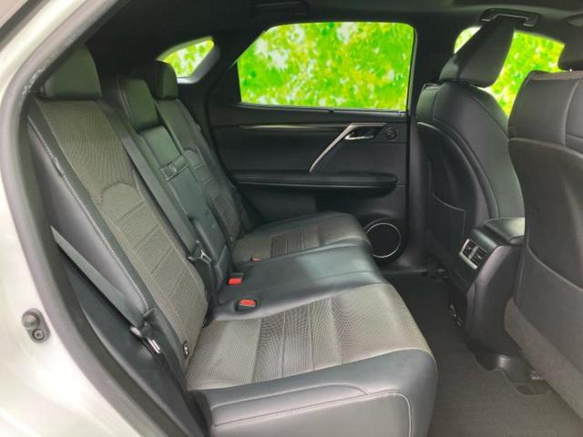 ＲＸ ＲＸ４５０ｈ　Ｆスポーツ　サンルーフ／保証書／純正　１２．３インチ　メモリーナビ／プリクラッシュセーフティ／シートヒーター／パノラミックビューモニター／車線逸脱防止支援システム／シート　合皮／電動バックドア　全周囲カメラ（5枚目）