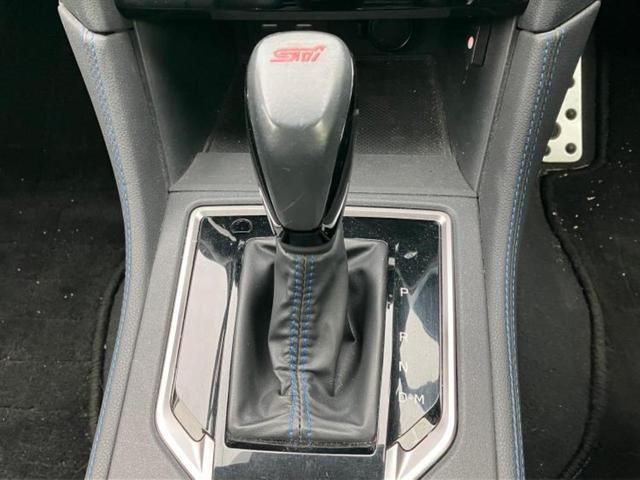 ＸＶ ４ＷＤアドバンス　保証書／純正　８インチ　ＳＤナビ／アイサイト／シートヒーター　前席／車線逸脱防止支援システム／シート　合皮／ドライブレコーダー　純正／ヘッドランプ　ＬＥＤ／ＵＳＢジャック／Ｂｌｕｅｔｏｏｔｈ接続（24枚目）