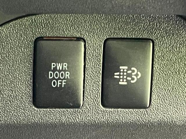 ハイエースバン ４ＷＤロングスーパーＧＬダークプライム２　新品タイヤ／保証書／社外　８インチ　ＳＤナビ／フリップダウンモニター　社外　１１．４インチ／両側電動スライドドア／車線逸脱防止支援システム／シート　ハーフレザー／ヘッドランプ　ＬＥＤ　ターボ　４ＷＤ（16枚目）