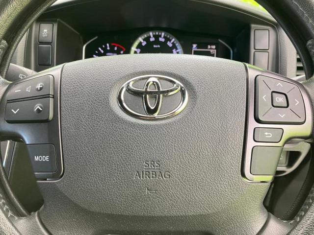 ハイエースバン ４ＷＤロングスーパーＧＬダークプライム２　新品タイヤ／保証書／社外　８インチ　ＳＤナビ／フリップダウンモニター　社外　１１．４インチ／両側電動スライドドア／車線逸脱防止支援システム／シート　ハーフレザー／ヘッドランプ　ＬＥＤ　ターボ　４ＷＤ（18枚目）