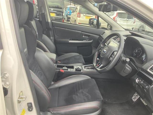 レヴォーグ 4WD2.0STIスポーツアイサイトブラックセレクション 新品タイヤ/社外 8インチ SDナビ/アイサイト/シートヒーター 前席/車線逸脱防止支援システム/シート 合皮/Bluetooth接続/ETC/EBD付ABS/横滑り防止装置/クルーズコントロール(5枚目)