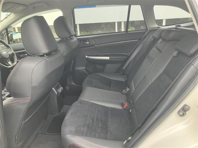 レヴォーグ 4WD2.0STIスポーツアイサイトブラックセレクション 新品タイヤ/社外 8インチ SDナビ/アイサイト/シートヒーター 前席/車線逸脱防止支援システム/シート 合皮/Bluetooth接続/ETC/EBD付ABS/横滑り防止装置/クルーズコントロール(7枚目)