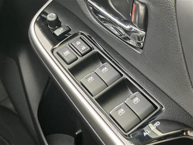 レヴォーグ 4WD2.0STIスポーツアイサイトブラックセレクション 新品タイヤ/社外 8インチ SDナビ/アイサイト/シートヒーター 前席/車線逸脱防止支援システム/シート 合皮/Bluetooth接続/ETC/EBD付ABS/横滑り防止装置/クルーズコントロール(11枚目)