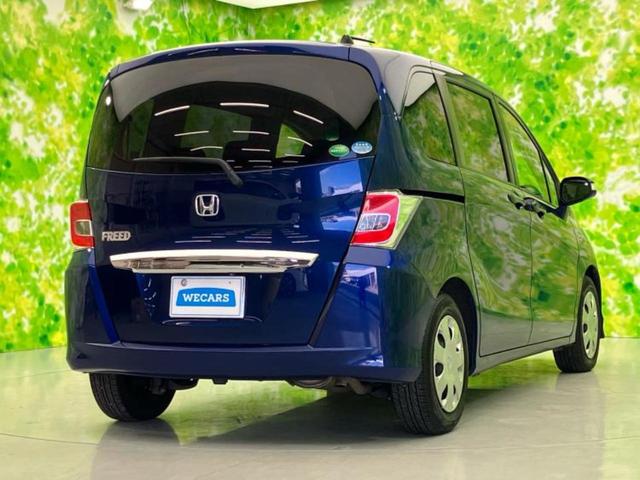 フリード Gプレミアムエディション 純正 SDナビ/フリップダウンモニター 純正 9インチ/両側電動スライドドア/シート ハーフレザー/ヘッドランプ HID/Bluetooth接続/ETC/EBD付ABS/横滑り防止装置 バックカメラ(3枚目)