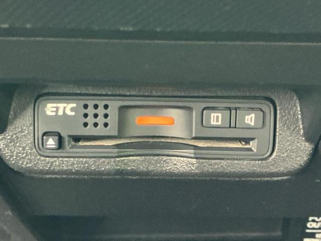 フリード Gプレミアムエディション 純正 SDナビ/フリップダウンモニター 純正 9インチ/両側電動スライドドア/シート ハーフレザー/ヘッドランプ HID/Bluetooth接続/ETC/EBD付ABS/横滑り防止装置 バックカメラ(27枚目)