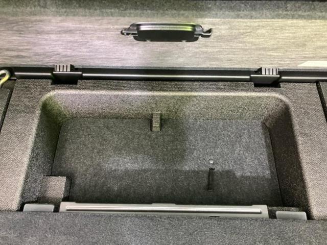 レヴォーグ 4WD1.6GT-Sアイサイト 新品タイヤ/保証書/純正 SDナビ/アイサイト/車線逸脱防止支援システム/ドライブレコーダー 純正/ヘッドランプ LED/USBジャック/HDMI接続/ETC/EBD付ABS/横滑り防止装置 4WD(26枚目)