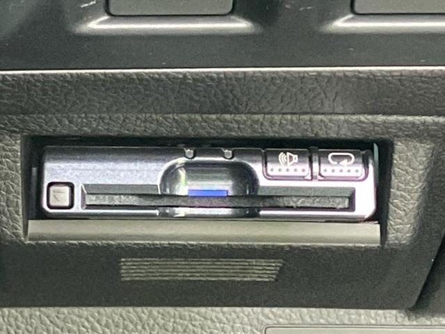 レヴォーグ 4WD1.6GT-Sアイサイト 新品タイヤ/保証書/純正 SDナビ/アイサイト/車線逸脱防止支援システム/ドライブレコーダー 純正/ヘッドランプ LED/USBジャック/HDMI接続/ETC/EBD付ABS/横滑り防止装置 4WD(28枚目)