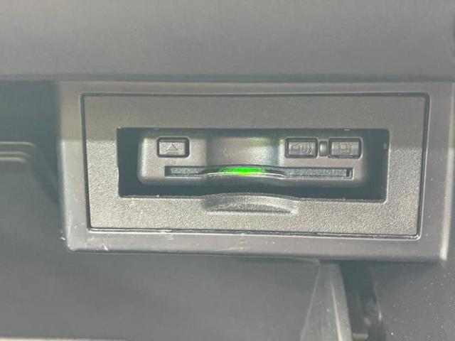 ランドクルーザープラド 4WD TX Lパッケージ70thアニバーサリーLtd 新品タイヤ/サンルーフ/社外 9インチ SDナビ/フリップダウンモニター 社外 10.1インチ/トヨタセーフティセンス/シートヒーター 前席/車線逸脱防止支援システム/シート フルレザー 革シート(17枚目)