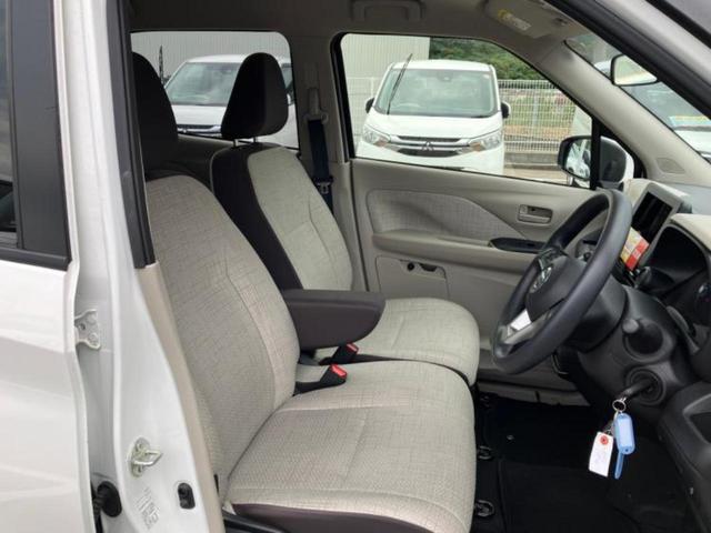 デイズ Ｓ　新品タイヤ／エマージェンシーブレーキ／ＵＳＢジャック／ＥＢＤ付ＡＢＳ／禁煙車／キーレス／オートライト／マニュアルエアコン／デュアルエアバッグ／アクセサリーソケット　衝突被害軽減システム（5枚目）