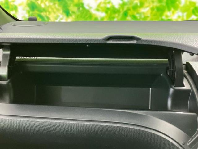 ヴォクシー ＺＳキラメキ３　モデリスタエアロ／社外　９インチ　ＳＤナビ／フリップダウンモニター　社外　１２．８インチ／トヨタセーフティセンス／両側電動スライドドア／車線逸脱防止支援システム／シート　ハーフレザー　フルエアロ（36枚目）