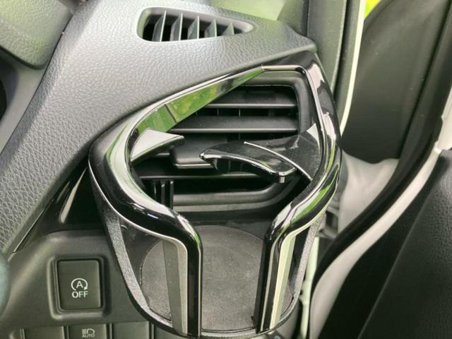 ヴォクシー ＺＳキラメキ３　モデリスタエアロ／社外　９インチ　ＳＤナビ／フリップダウンモニター　社外　１２．８インチ／トヨタセーフティセンス／両側電動スライドドア／車線逸脱防止支援システム／シート　ハーフレザー　フルエアロ（46枚目）