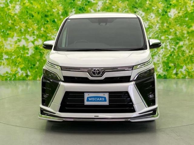 ヴォクシー ＺＳキラメキ３　モデリスタエアロ／社外　９インチ　ＳＤナビ／フリップダウンモニター　社外　１２．８インチ／トヨタセーフティセンス／両側電動スライドドア／車線逸脱防止支援システム／シート　ハーフレザー　フルエアロ（56枚目）