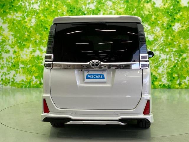 ヴォクシー ＺＳキラメキ３　モデリスタエアロ／社外　９インチ　ＳＤナビ／フリップダウンモニター　社外　１２．８インチ／トヨタセーフティセンス／両側電動スライドドア／車線逸脱防止支援システム／シート　ハーフレザー　フルエアロ（57枚目）