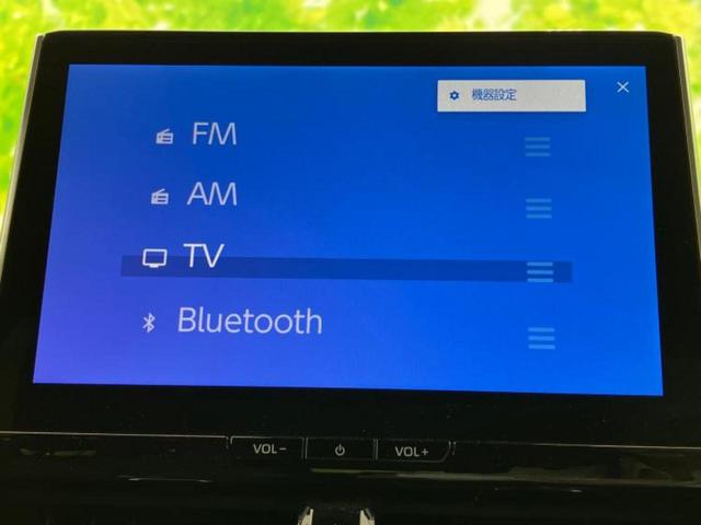 カローラクロス ハイブリッドZ 新品タイヤ/ガラスルーフ/保証書/ディスプレイオーディオ/トヨタセーフティセンス/シートヒーター 前席/車線逸脱防止支援システム/シート ハーフレザー/電動バックドア/ドライブレコーダー 前後(11枚目)