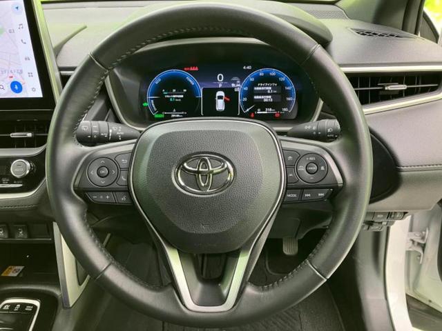 カローラクロス ハイブリッドZ 新品タイヤ/ガラスルーフ/保証書/ディスプレイオーディオ/トヨタセーフティセンス/シートヒーター 前席/車線逸脱防止支援システム/シート ハーフレザー/電動バックドア/ドライブレコーダー 前後(16枚目)