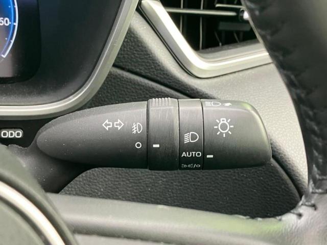 カローラクロス ハイブリッドZ 新品タイヤ/ガラスルーフ/保証書/ディスプレイオーディオ/トヨタセーフティセンス/シートヒーター 前席/車線逸脱防止支援システム/シート ハーフレザー/電動バックドア/ドライブレコーダー 前後(17枚目)