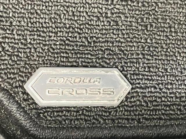 カローラクロス ハイブリッドZ 新品タイヤ/ガラスルーフ/保証書/ディスプレイオーディオ/トヨタセーフティセンス/シートヒーター 前席/車線逸脱防止支援システム/シート ハーフレザー/電動バックドア/ドライブレコーダー 前後(39枚目)