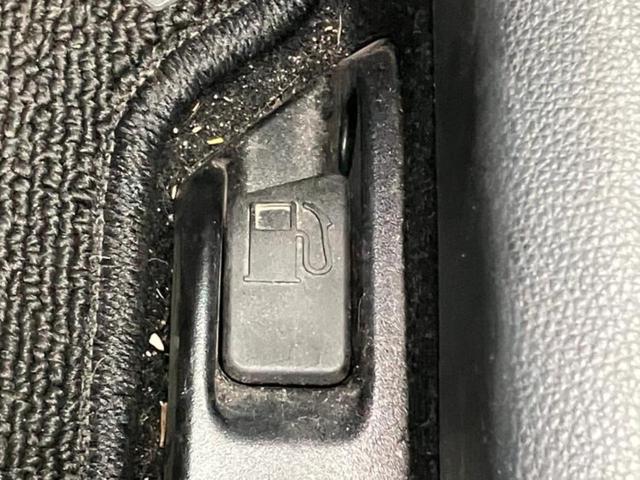 カローラクロス ハイブリッドZ 新品タイヤ/ガラスルーフ/保証書/ディスプレイオーディオ/トヨタセーフティセンス/シートヒーター 前席/車線逸脱防止支援システム/シート ハーフレザー/電動バックドア/ドライブレコーダー 前後(40枚目)