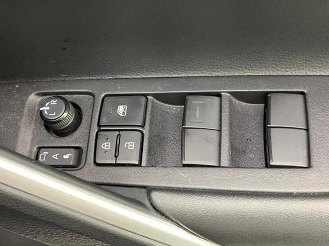 カローラクロス ハイブリッドZ 新品タイヤ/ガラスルーフ/保証書/ディスプレイオーディオ/トヨタセーフティセンス/シートヒーター 前席/車線逸脱防止支援システム/シート ハーフレザー/電動バックドア/ドライブレコーダー 前後(52枚目)