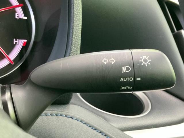 ヴォクシー S-Z 保証書/ディスプレイオーディオ/フリップダウンモニター/衝突安全装置/両側電動スライドドア/シートヒーター/車線逸脱防止支援システム/シート ハーフレザー/ドライブレコーダー 前後 バックカメラ(17枚目)