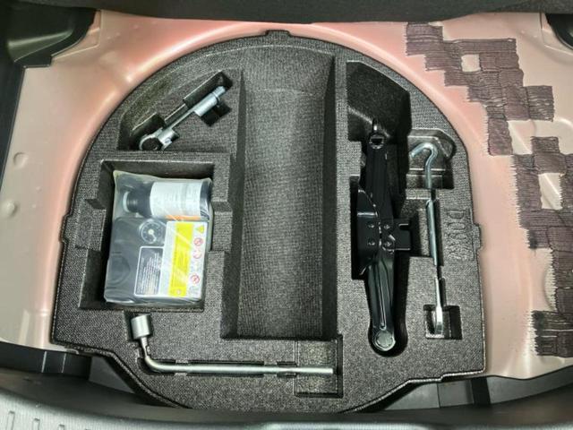 デミオ XD 新品タイヤ/純正 SDナビ/衝突安全装置/シートヒーター 前席/Bluetooth接続/ETC/EBD付ABS/横滑り防止装置/アイドリングストップ/バックモニター/フルセグTV/DVD バックカメラ(24枚目)