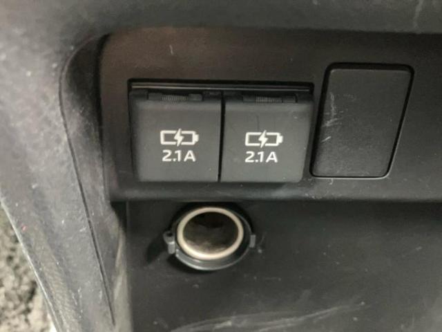 ヴォクシー ZSキラメキ2 新品タイヤ/保証書/純正 9インチ SDナビ/フリップダウンモニター/衝突安全装置/両側電動スライドドア/車線逸脱防止支援システム/ヘッドランプ LED/ETC/EBD付ABS/横滑り防止装置(43枚目)