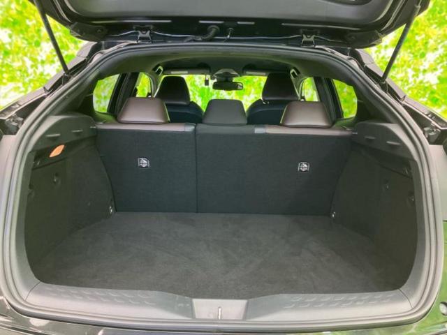 C-HR G 新品タイヤ/保証書/純正 9インチ SDナビ/トヨタセーフティセンス/シートヒーター 前席/車線逸脱防止支援システム/シート ハーフレザー/ドライブレコーダー 純正/ヘッドランプ LED バックカメラ(8枚目)