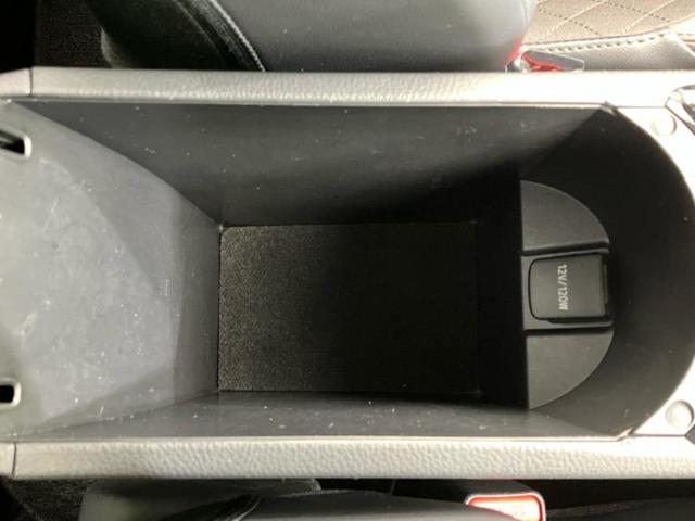 C-HR G 新品タイヤ/保証書/純正 9インチ SDナビ/トヨタセーフティセンス/シートヒーター 前席/車線逸脱防止支援システム/シート ハーフレザー/ドライブレコーダー 純正/ヘッドランプ LED バックカメラ(33枚目)