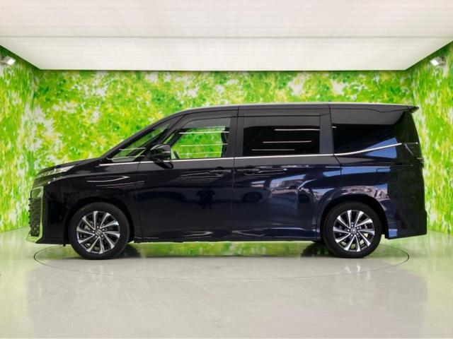 ヴォクシー ハイブリッドS-Z ディスプレイオーディオ+ナビ10.5インチ/デジタルインナーミラー/トヨタセーフティセンス/両側電動スライドドア/シートヒーター 前席/パノラミックビューモニター/車線逸脱防止支援システム DVD再生(2枚目)