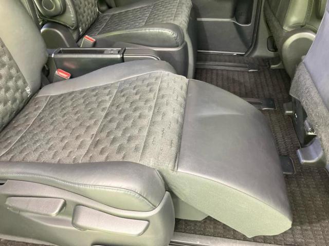 ヴォクシー ハイブリッドS-Z ディスプレイオーディオ+ナビ10.5インチ/デジタルインナーミラー/トヨタセーフティセンス/両側電動スライドドア/シートヒーター 前席/パノラミックビューモニター/車線逸脱防止支援システム DVD再生(27枚目)