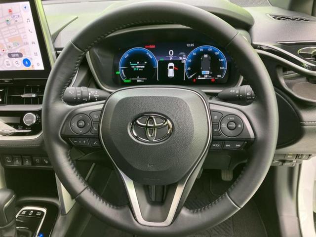 カローラクロス ハイブリッドZ 純正エアロ/保証書/純正 10.5インチ メモリーナビ/トヨタセーフティセンス/シートヒーター 前席/パノラミックビューモニター/車線逸脱防止支援システム/シート ハーフレザー 衝突被害軽減システム(15枚目)