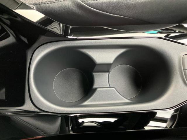 カローラクロス ハイブリッドZ 純正エアロ/保証書/純正 10.5インチ メモリーナビ/トヨタセーフティセンス/シートヒーター 前席/パノラミックビューモニター/車線逸脱防止支援システム/シート ハーフレザー 衝突被害軽減システム(35枚目)