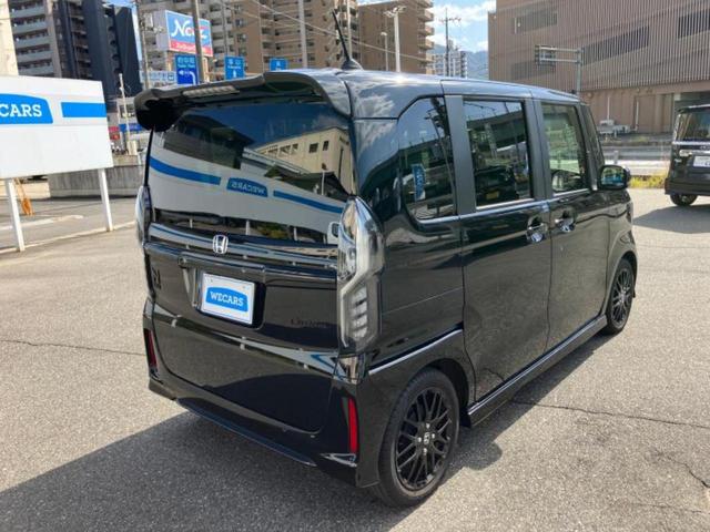 N-BOXカスタム L・ターボスタイルプラスブラック 新品タイヤ/保証書/純正 9インチ SDナビ/ホンダセンシング/両側電動スライドドア/シートヒーター/車線逸脱防止支援システム/シート ハーフレザー/ヘッドランプ LED/Bluetooth接続(3枚目)