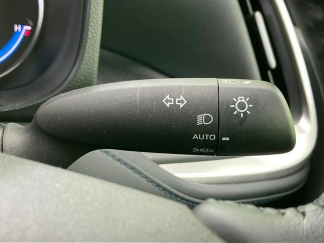 ヴォクシー ハイブリッドＳ－Ｚ　モデリスタエアロ／保証書／ディスプレイオーディオ＋ナビ１０．５インチ／フリップダウンモニター　純正　１４インチ／デジタルインナーミラー／トヨタセーフティセンス　衝突被害軽減システム　全周囲カメラ（17枚目）