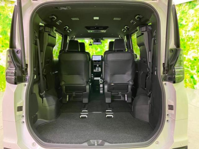 ヴォクシー ハイブリッドＳ－Ｚ　モデリスタエアロ／保証書／ディスプレイオーディオ＋ナビ１０．５インチ／フリップダウンモニター　純正　１４インチ／デジタルインナーミラー／トヨタセーフティセンス　衝突被害軽減システム　全周囲カメラ（21枚目）