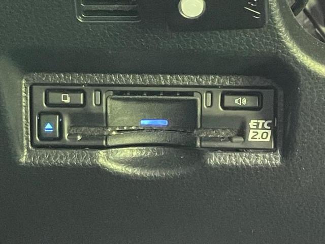 ヴォクシー ハイブリッドＳ－Ｚ　モデリスタエアロ／保証書／ディスプレイオーディオ＋ナビ１０．５インチ／フリップダウンモニター　純正　１４インチ／デジタルインナーミラー／トヨタセーフティセンス　衝突被害軽減システム　全周囲カメラ（30枚目）