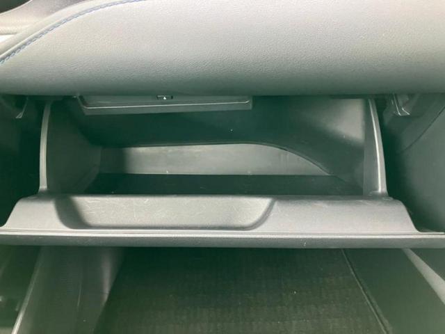 ヴォクシー ハイブリッドＳ－Ｚ　モデリスタエアロ／保証書／ディスプレイオーディオ＋ナビ１０．５インチ／フリップダウンモニター　純正　１４インチ／デジタルインナーミラー／トヨタセーフティセンス　衝突被害軽減システム　全周囲カメラ（40枚目）