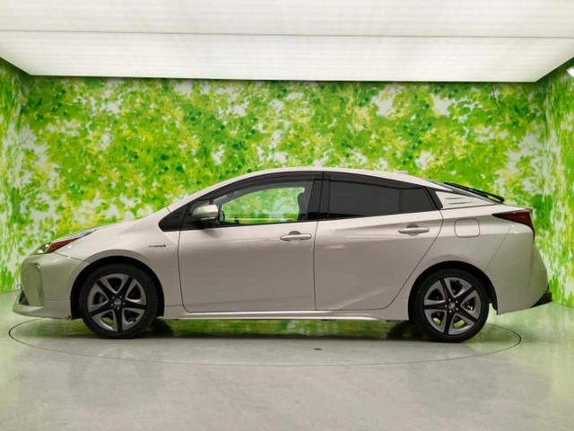 プリウス Aツーリングセレクション 新品タイヤ/社外 9インチ SDナビ/衝突安全装置/シートヒーター/車線逸脱防止支援システム/シート 合皮/パーキングアシスト 自動操舵/ヘッドランプ LED/USBジャック 衝突被害軽減システム(2枚目)