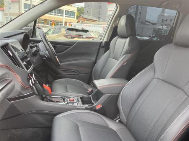 フォレスター ４ＷＤ　Ｘ－ブレイク　保証書／純正　ＳＤナビ／アイサイト／シートヒーター　全席／車線逸脱防止支援システム／シート　ハーフレザー／ドライブレコーダー　純正／ヘッドランプ　ＬＥＤ／ＵＳＢジャック／Ｂｌｕｅｔｏｏｔｈ接続　４ＷＤ（5枚目）