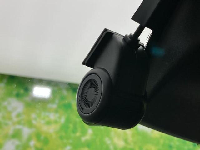 フォレスター ４ＷＤ　Ｘ－ブレイク　保証書／純正　ＳＤナビ／アイサイト／シートヒーター　全席／車線逸脱防止支援システム／シート　ハーフレザー／ドライブレコーダー　純正／ヘッドランプ　ＬＥＤ／ＵＳＢジャック／Ｂｌｕｅｔｏｏｔｈ接続　４ＷＤ（14枚目）