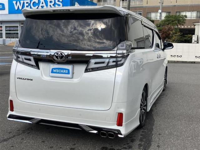 ヴェルファイア Ｚ　Ｇエディション　純正エアロ／保証書／社外　１１インチ　ＳＤナビ／フリップダウンモニター　社外　１２．８インチ／デジタルインナーミラー／両側電動スライドドア／シートヒーター　前席／車線逸脱防止支援システム　ローダウン（3枚目）