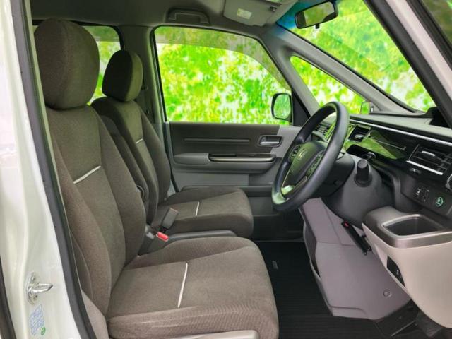 ステップワゴン Ｇ　新品タイヤ／純正　ＳＤナビ／電動スライドドア／Ｂｌｕｅｔｏｏｔｈ接続／ＥＴＣ／ＥＢＤ付ＡＢＳ／横滑り防止装置／アイドリングストップ／クルーズコントロール／バックモニター／フルセグＴＶ　バックカメラ（4枚目）