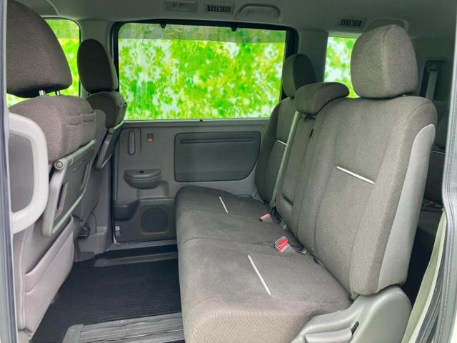 ステップワゴン Ｇ　新品タイヤ／純正　ＳＤナビ／電動スライドドア／Ｂｌｕｅｔｏｏｔｈ接続／ＥＴＣ／ＥＢＤ付ＡＢＳ／横滑り防止装置／アイドリングストップ／クルーズコントロール／バックモニター／フルセグＴＶ　バックカメラ（8枚目）